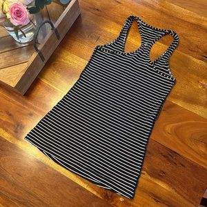Lululemon nulu tank
